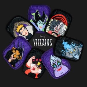 Ultimate Disney Villains  7-Day Set